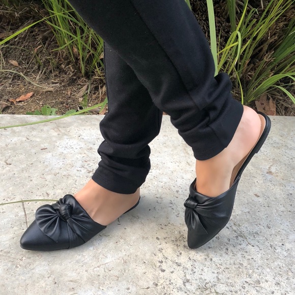 Last 1♥️vegan Black Leather Knot Up Flat Mules - Picture 4 of 7